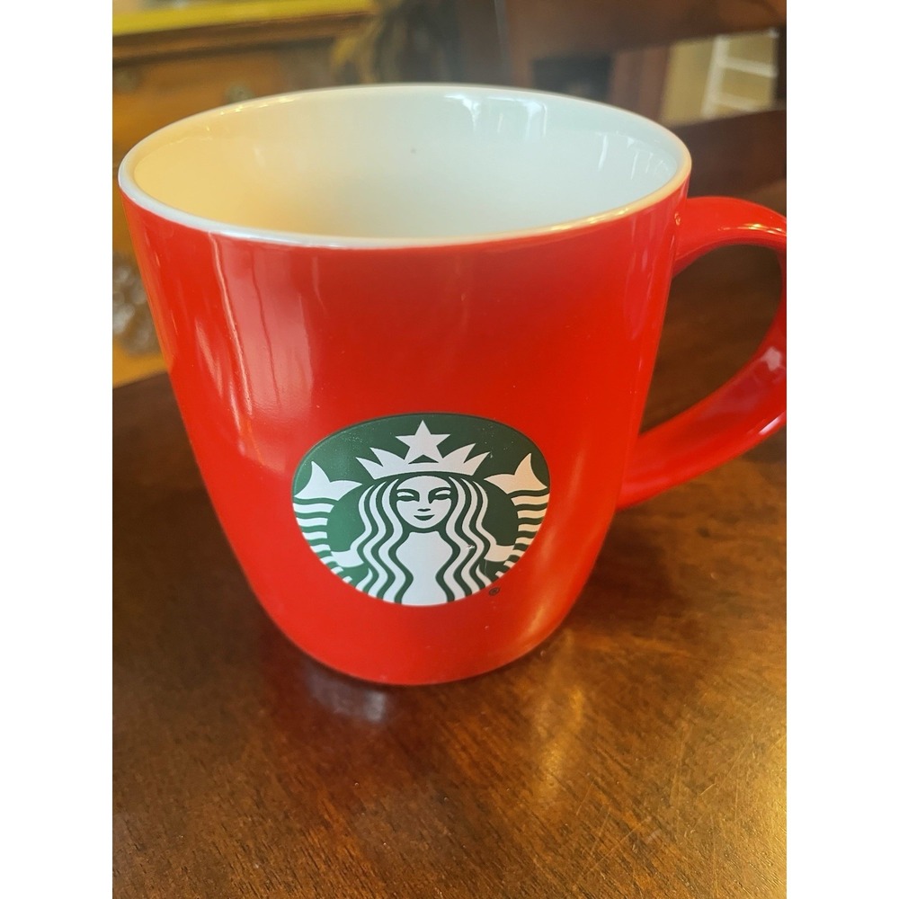 Red Starbucks Siren Logo coffee cup mug 11 ounces